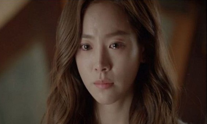 Lắp camera chống trộm, bất ngờ được chứng kiến màn kịch ngoạn mục của chồng