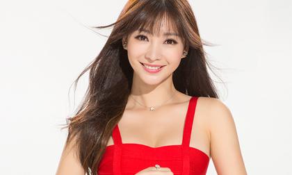 Liễu Nham xinh tươi khi diện váy bó sát 