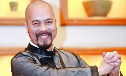 Áo dài của NTK Đức Hùng lại tung bay trên đất Mỹ