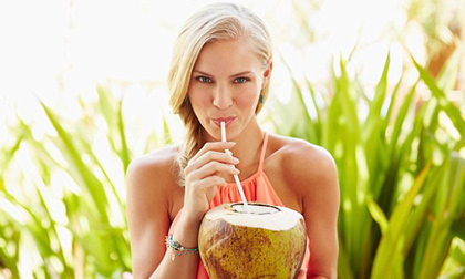 Nước dừa - 'thuốc bổ' làm đẹp da 