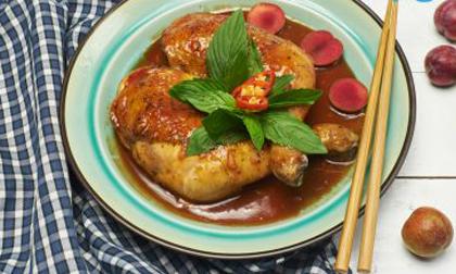 Cách làm món đùi gà sốt mận Hà Nội 'hao cơm' ngày hè