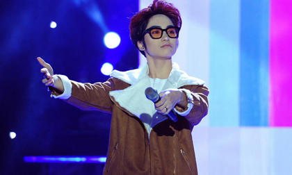 Hòa Minzy 'gây bão' khi hóa thân thành Sơn Tùng M-TP