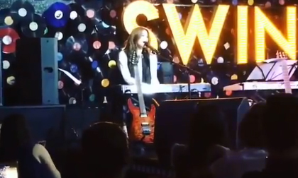 Hồ Ngọc Hà cover 'Anh cứ đi đi' đầy cảm xúc