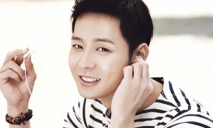 Nạn nhân khẳng định bị Yoochun bắt quỳ trong nhà vệ sinh