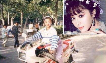 Hé lộ thêm loạt ảnh hồi bé gây chú ý của Phạm Băng Băng