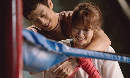 Tiết lộ ảnh hậu trường thú vị của Park Shin Hye và Kim Rae Won trong  'Doctors'