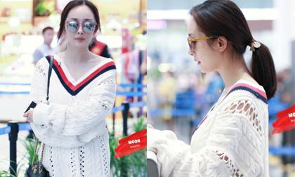 Dương Mịch mặc áo len ấm áp giữa mùa hè Bắc Kinh