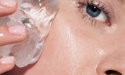 5 lợi ích làm đẹp từ viên đá lạnh - đừng uổng phí bỏ qua