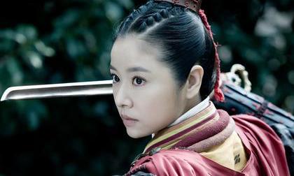 Lâm Tâm Như hóa anh hùng, ra trận giết giặc trong 'Tú lệ giang sơn'