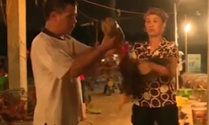 Công nghệ nhồi nhét, tăng trọng lượng cho gia cầm trước khi bán