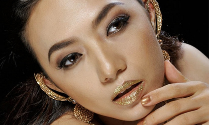  Tinna Tình đẹp “vạn người mê” sau scandal bị cắt vai