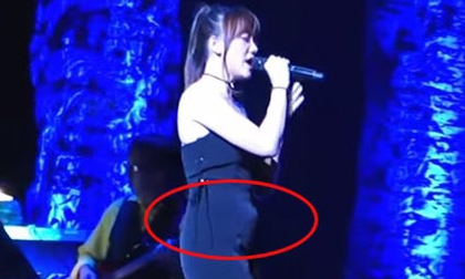 Hari Won lộ rõ bụng to bất thường khi lưu diễn ở Mỹ