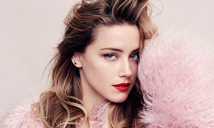 Nhan sắc người phụ nữ có gương mặt hoàn hảo nhất hành tinh