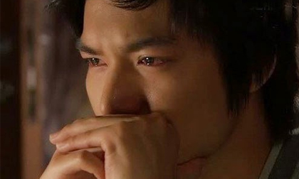 Lá thư vấy máu tiết lộ lý do vợ cũ bỏ trốn ngay trước giờ đón dâu 5 năm về trước