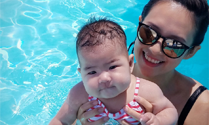 Chương Tử Di khoe cận mặt con gái bụ bẫm và đáng yêu