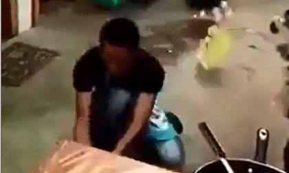 Màn cứu trứng 'rơi nhanh như phim' của anh đầu bếp