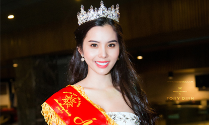 Vẻ đẹp tựa nữ thần của Á khôi Huỳnh Vy