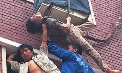 Hãy cẩn trọng sau khi xem loạt vụ tại nạn từ ban công nhà cao tầng