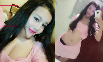 Cô gái 'mặt rắn' lai Việt khoe ảnh sexy bên giường ngủ với bạn trai