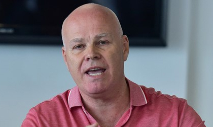 Chồng ca sĩ Thu Minh đã về Việt Nam