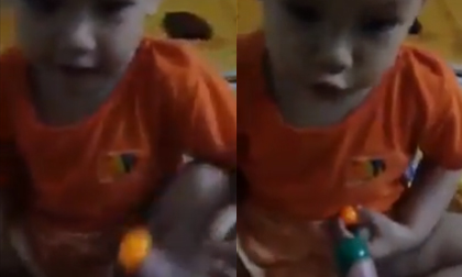 Không thể nhịn cười với cậu bé 'cuồng' màu vàng