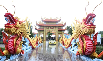 Nhà thờ Tổ của Hoài Linh vì sao đến 100 tỷ?