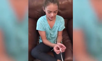 Clip cô bé dạy cách làm đứt dây trói trong chưa đầy một phút hút gần 60 triệu lượt xem