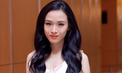 Hoa hậu Phương Nga: 'Bắc thang lên hỏi ông trời – Có tiền cho gái có đòi được không?'