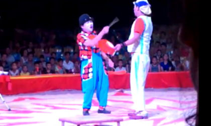 Khoảnh khắc cuối của nghệ sĩ Việt đột tử ngay trên sân khấu khi đang biểu diễn