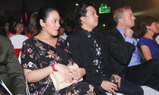 Vợ Thanh Bùi đã hạ sinh hai con trai vào cuối tháng 9