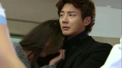 Kế hoạch chinh phục anh kết nghĩa và cái kết đầy nước mắt cho cả hai