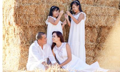 Khoảnh khắc hạnh phúc ngập tràn của gia đình Thúy Hạnh - Minh Khang