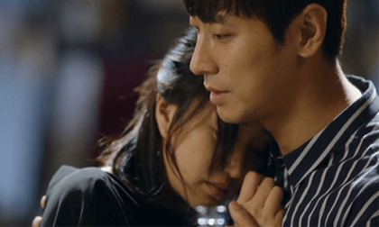 Chồng và con đều mắc bệnh hiểm nghèo nhưng vợ lại chỉ yêu cầu bác sĩ cứu chồng và lý do khiến ai cũng khóc