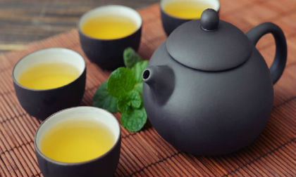 Đừng uống trà xanh sau khi ăn nếu không muốn 'rước họa vào thân'