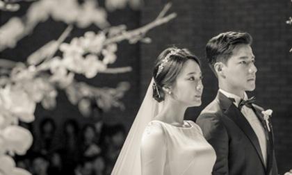 Những khoảnh khắc đẹp nhất trong lễ cưới của mỹ nam 'Hậu duệ mặt trời'