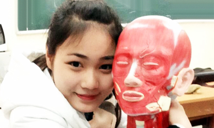 Gái xinh có nên học ngành y điều dưỡng?