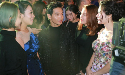 NTK Lê Hoàng Hải bán số lượng váy khủng trong ngày khai trương