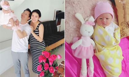  Phan Như Thảo lần đầu khoe rõ mặt con gái 