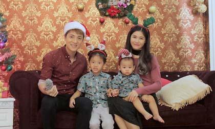 Gia đình Đăng Khôi vui vẻ đón Noel bên nhau