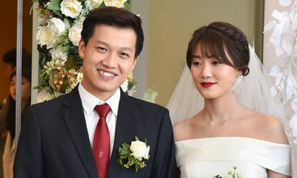 MC Trần Ngọc tổ chức đám cưới với vợ 9X