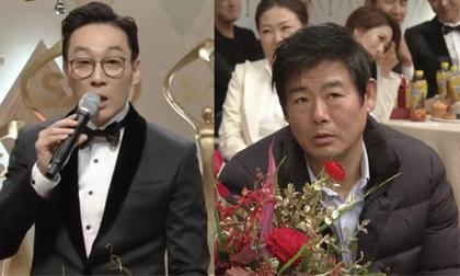 Sao 'Huyền thoại biển xanh' bị MC chế nhạo trang phục