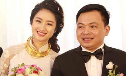 Hoa hậu Thu Ngân và chồng đại gia tổ chức tiệc ở Hà Nội sau đám hỏi ở quê