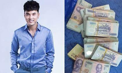 Ca sĩ Ưng Hoàng Phúc khoe tiền 'khủng' kiếm được chỉ sau một đêm?