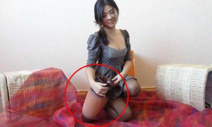 Bức ảnh cô gái 3 chân và sự thật đằng sau phải mất 2 năm mới sáng tỏ