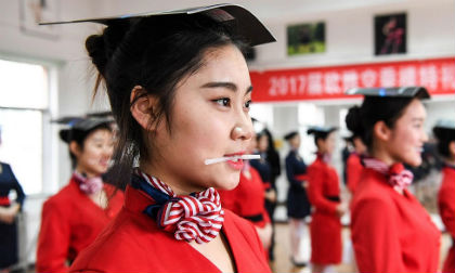 'Mục sở thị' lớp đào tạo tiếp viên hàng không khắt khe tại Trung Quốc