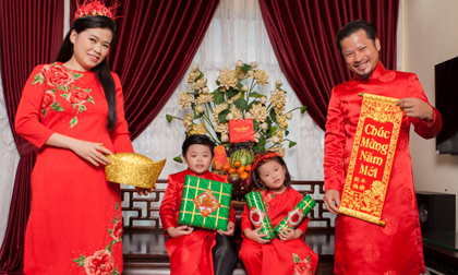 Gia đình Hùng Cửu Long rạng rỡ vui Tết, đón xuân sang