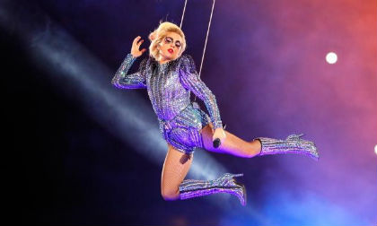 Lady Gaga và màn trình diễn 'siêu đẳng' tại sự kiện thể thao lớn nhất Mỹ