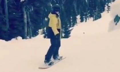 Cậu cả nhà Beckham gặp tai nạn gẫy xương trong khi trượt tuyết