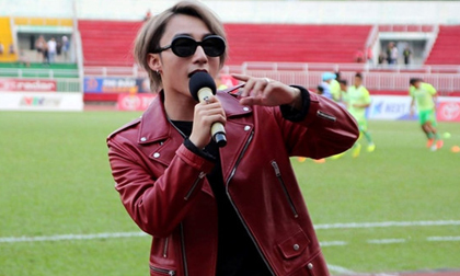 Sơn Tùng M-TP 'tiếp lửa' sân Thống Nhất với 4 bản hit