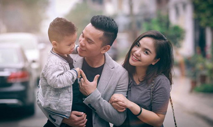 Khoảnh khắc hạnh phúc của gia đình nhạc sĩ Tú Dưa